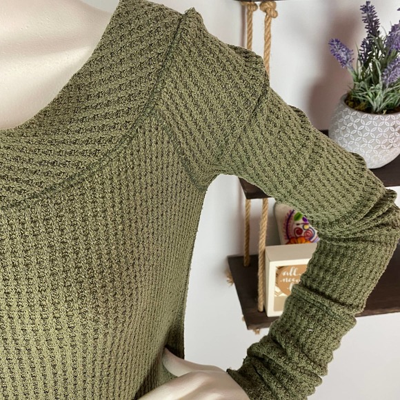 Free People Green Thermal Kate Top - Picture 4 of 7